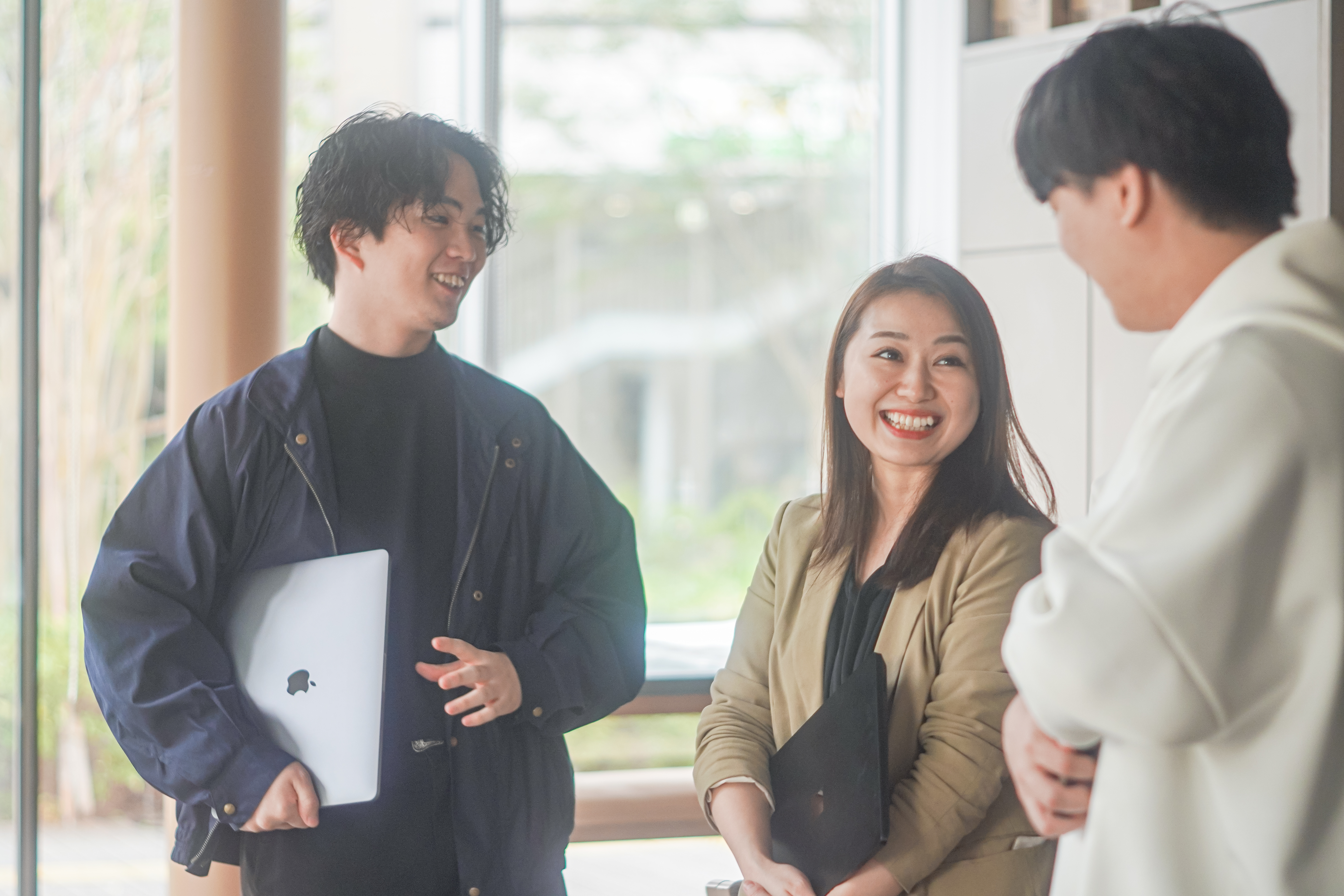 コンサルタントサムネイル