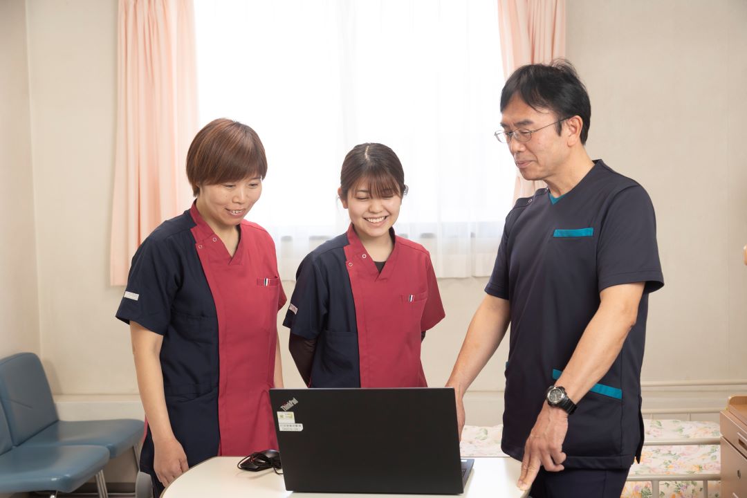 看護師　新卒サムネイル