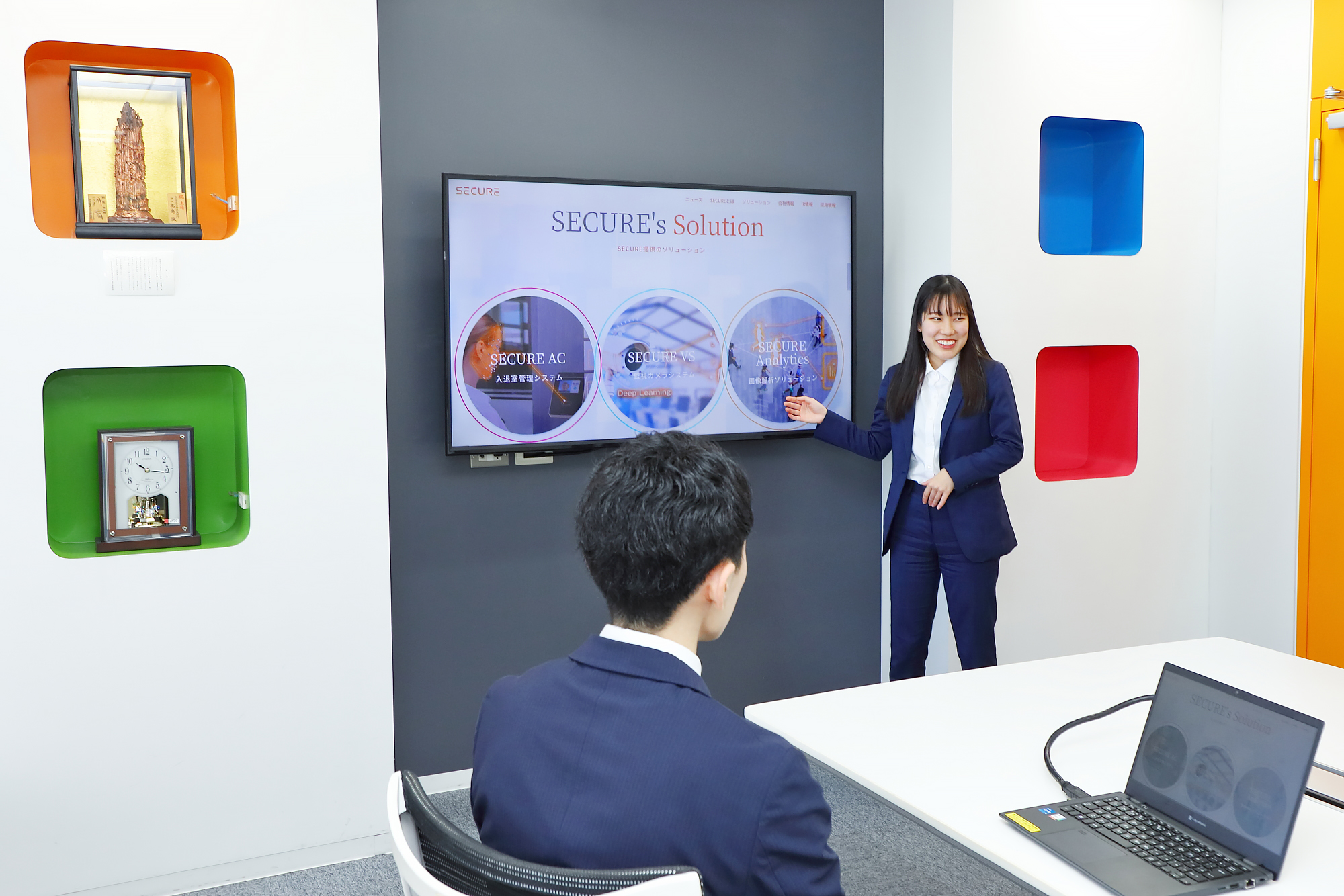 【市場価値が上がる営業職】東証グロース市場上場・急成長中企業でのコンサル営業サムネイル