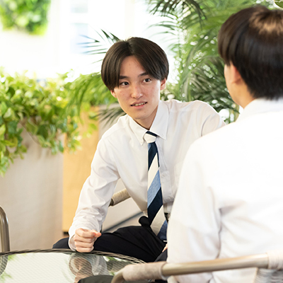 27卒｜研修制度に自信がある弊社で、伸び伸びと働きたいエンジニア募集！サムネイル