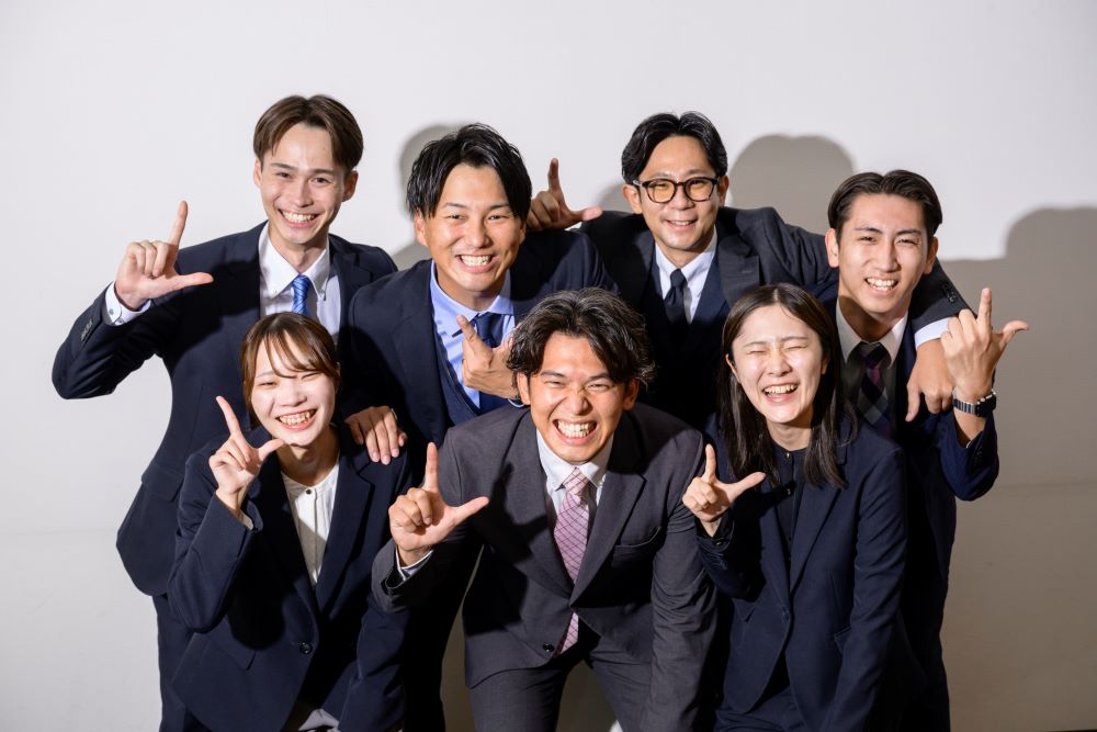 勤務地選択制！昇給賞与年2回◎求ム！ ～NEXT HERO～サムネイル