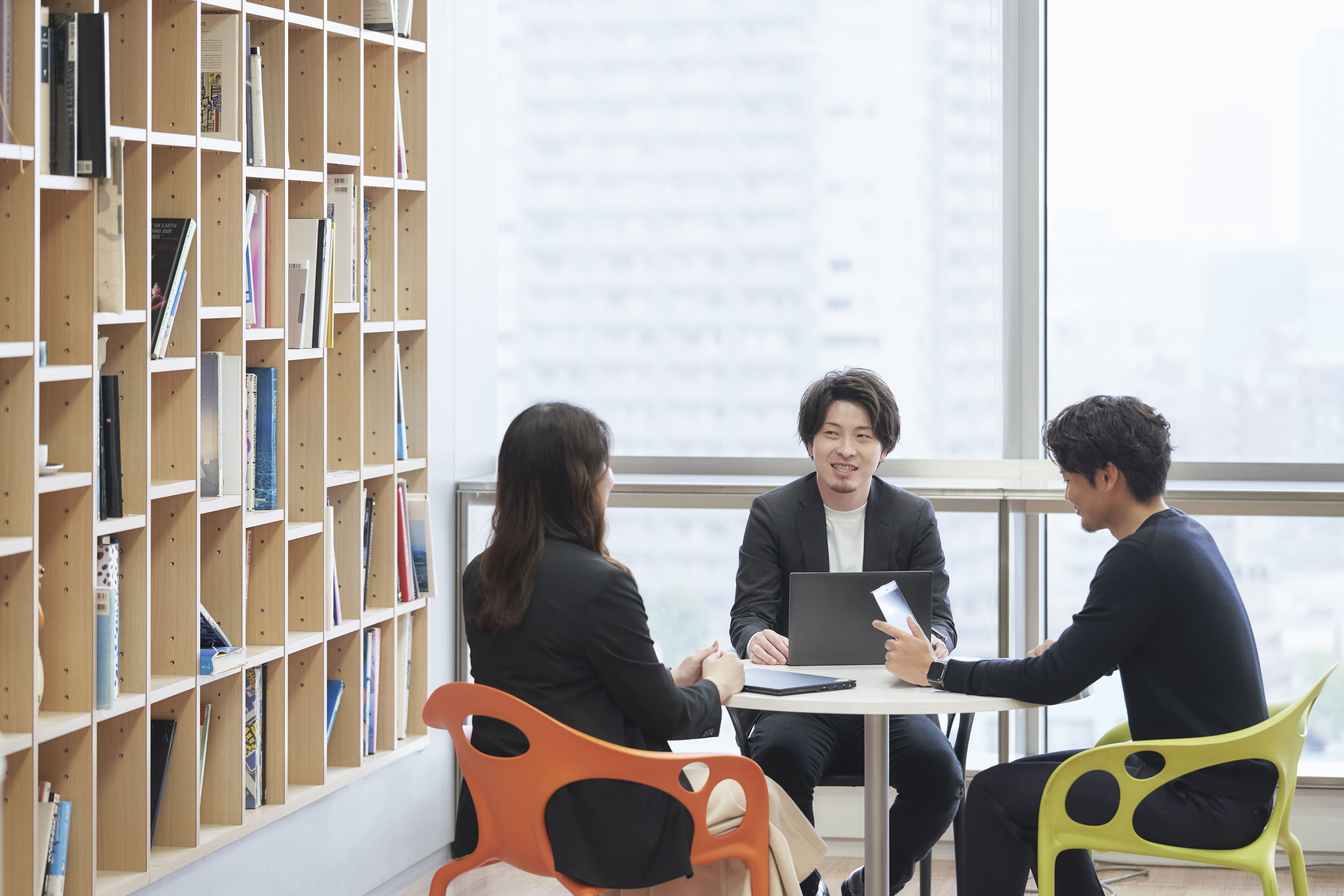 【ES不要｜2.5h】DGのビジネスモデルと事業創造を体験する1dayインターンサムネイル