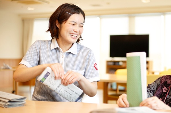 ヘルパーステーション白ゆり新さっぽろ(サ高住)／介護職員／正社員サムネイル