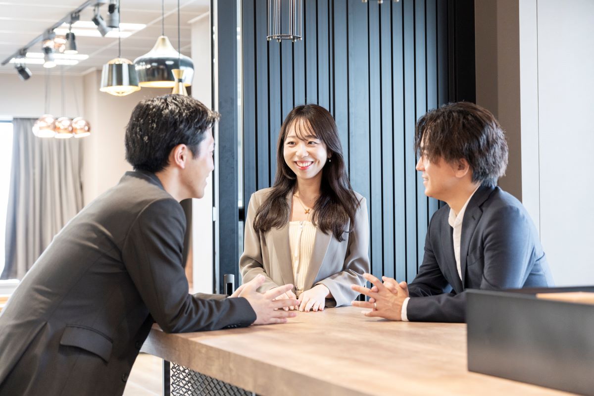 SNS&times;PR&times;インフルエンサーを仕掛けるPR企画営業サムネイル