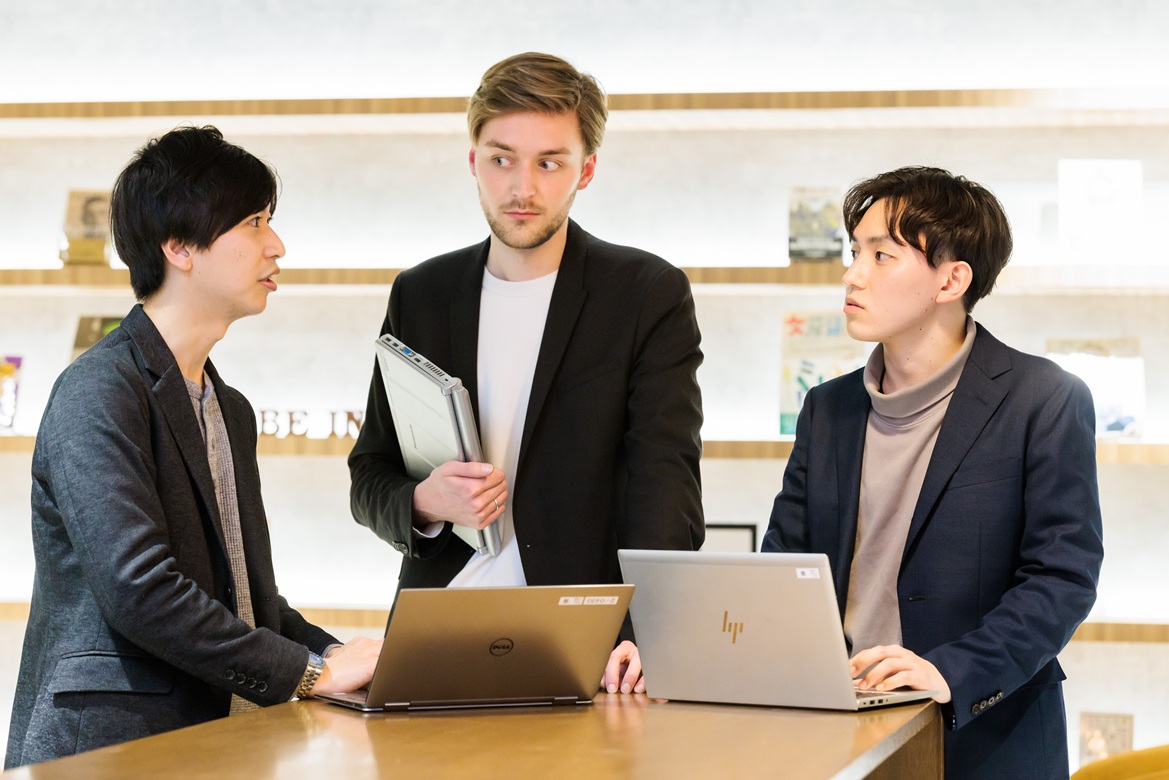 アフィリエイト&times;マーケティングソリューション営業サムネイル