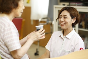 デイサービスセンター白ゆり七重浜／介護職員／正社員サムネイル