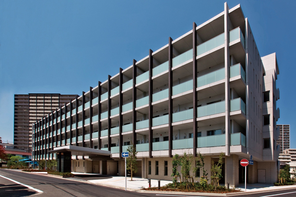 【千葉市中央区】介護付有料老人ホームの正看護師（夜勤専従パート）サムネイル