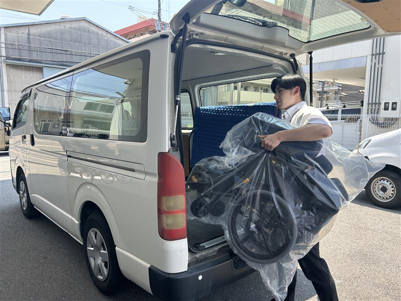 介護用品の配送 尼崎営業所 地域限定社員サムネイル