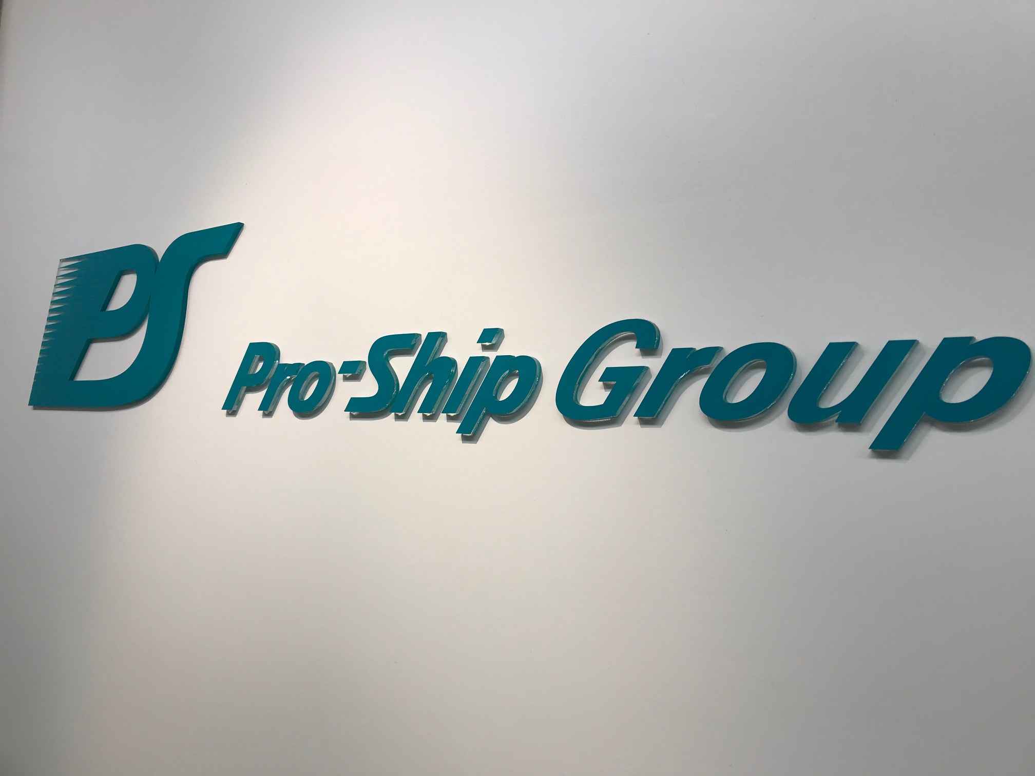 想定年収400万円～/固定資産領域日本トップシェアのパッケージソフトの開発・導入サムネイル