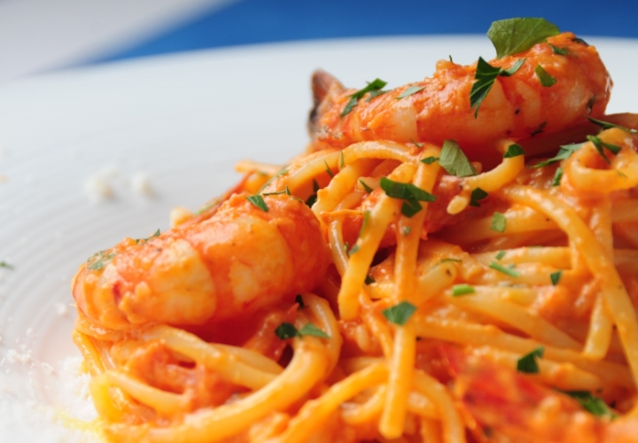 イタリアンレストランのキッチン担当サムネイル