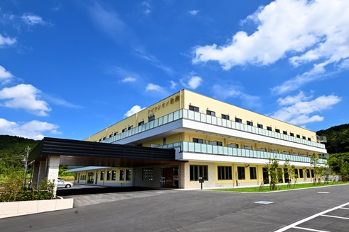 【千葉県君津市】デイサービスの介護職員(正社員)サムネイル