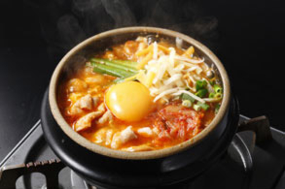 【A・P】韓国料理店のホール・キッチンスタッフサムネイル