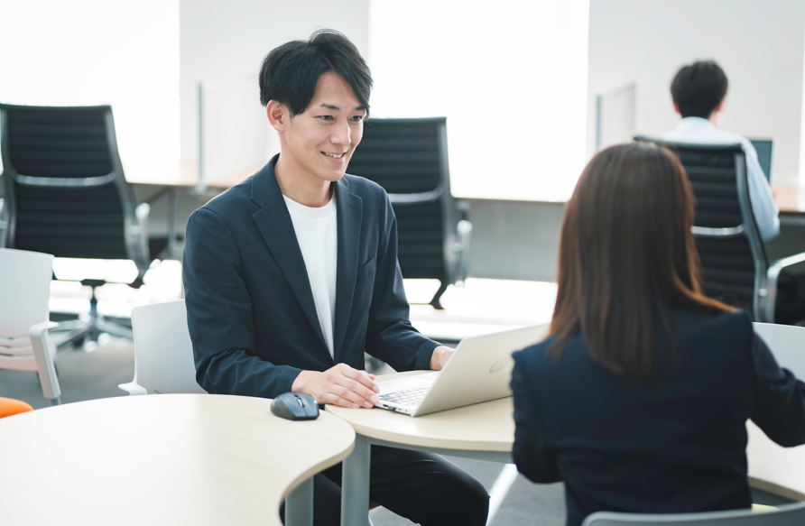 総務・法務サムネイル