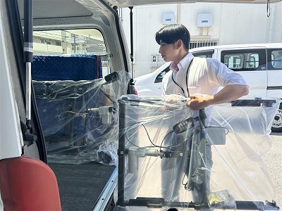 介護用品の配送職　1Box車利用　大阪南営業所サムネイル