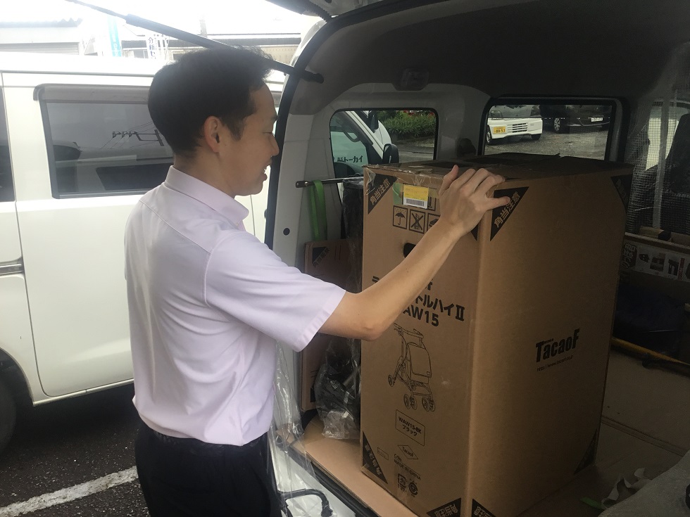 介護用品の配送職　1Box車利用（戸田支店）サムネイル