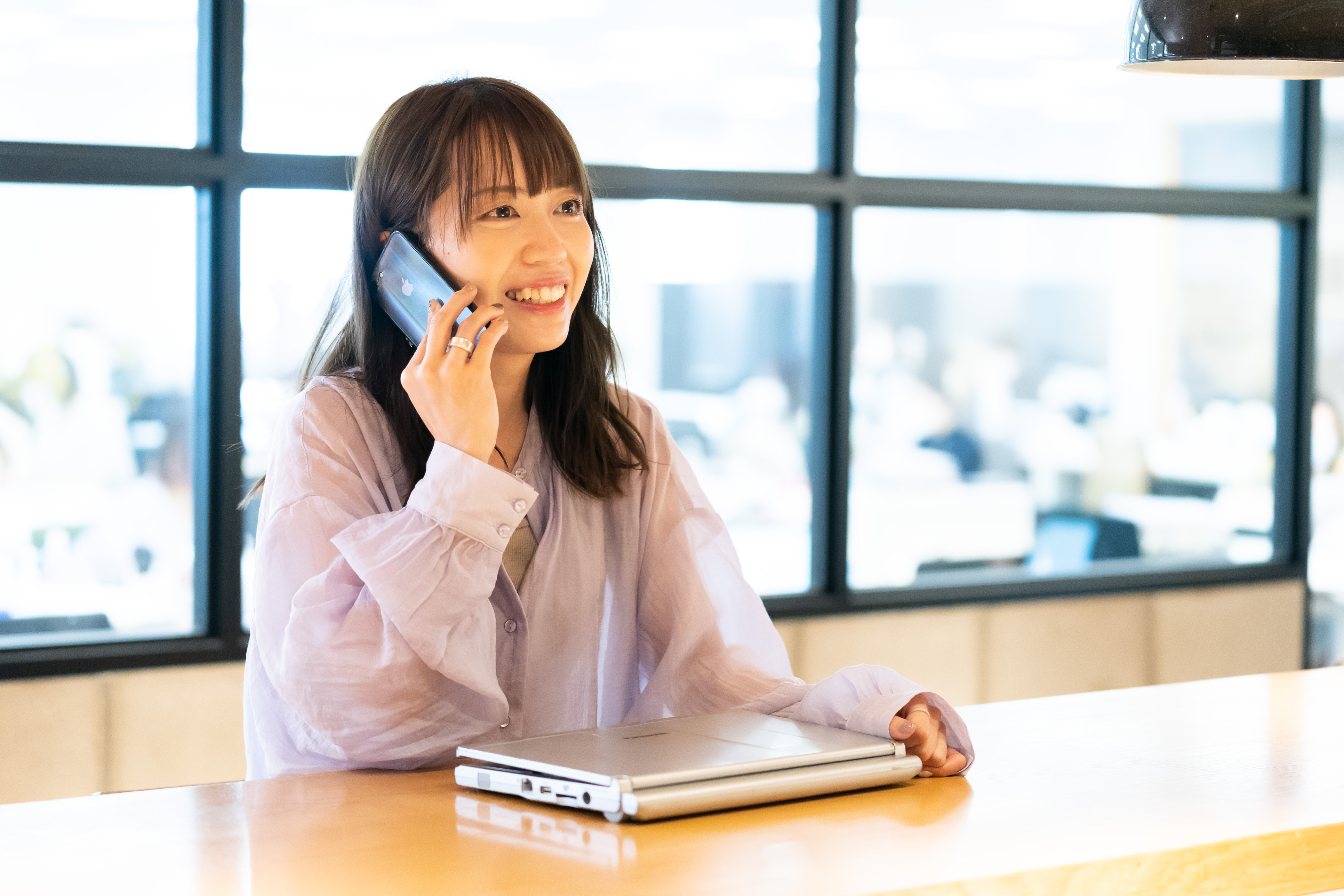 【人事採用担当※経験者募集※】～業界大手のアパレル企業～ ※earth music＆ecologyなど展開サムネイル