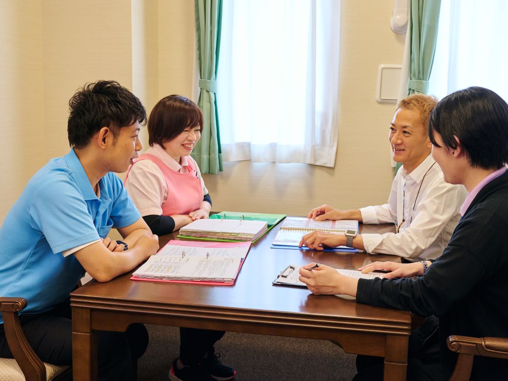 介護職員/シニアスタイル西宮北口サムネイル